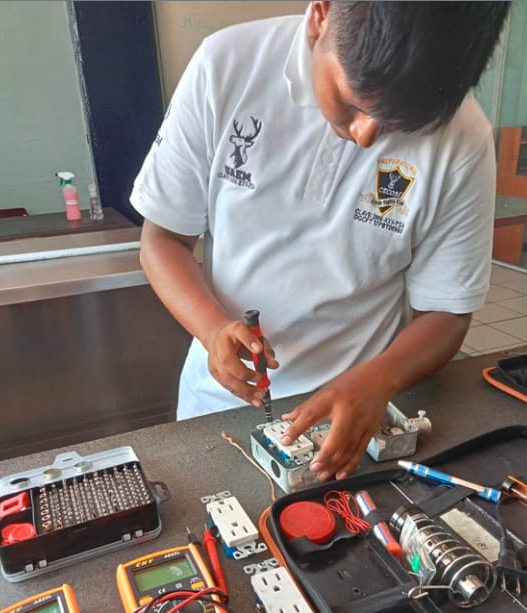 Captura de pantalla 2025-11-01 153048.png